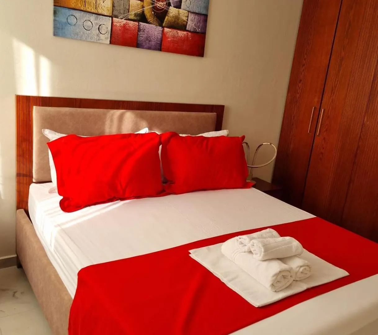 Gloria Prestige Apartment Tirana 0*,  Albania